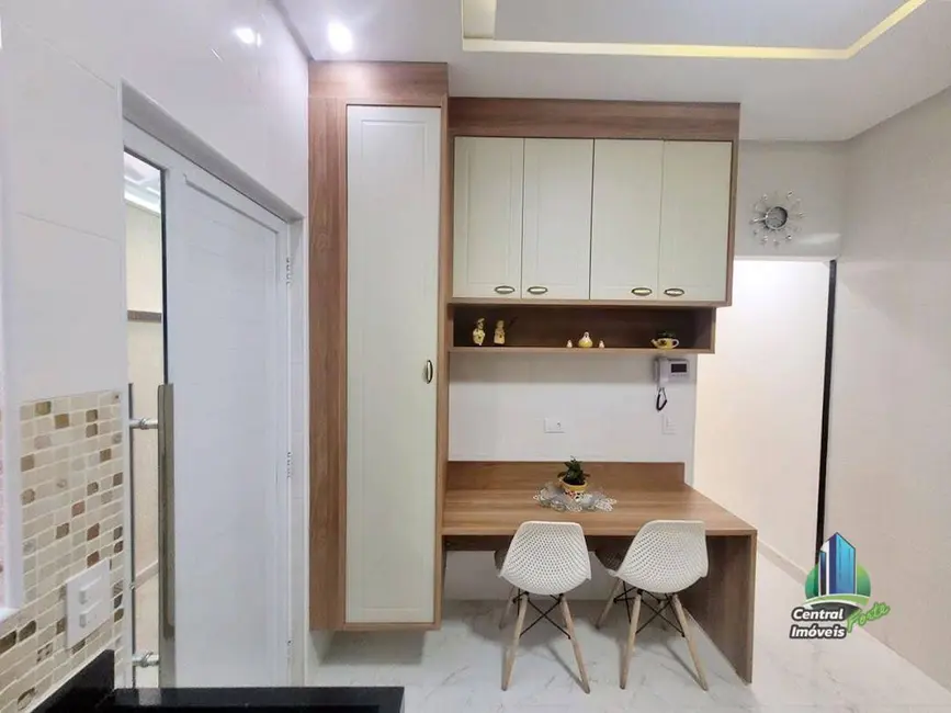 Foto 3 de Sobrado com 2 quartos à venda, 200m2 em Praia Grande - SP