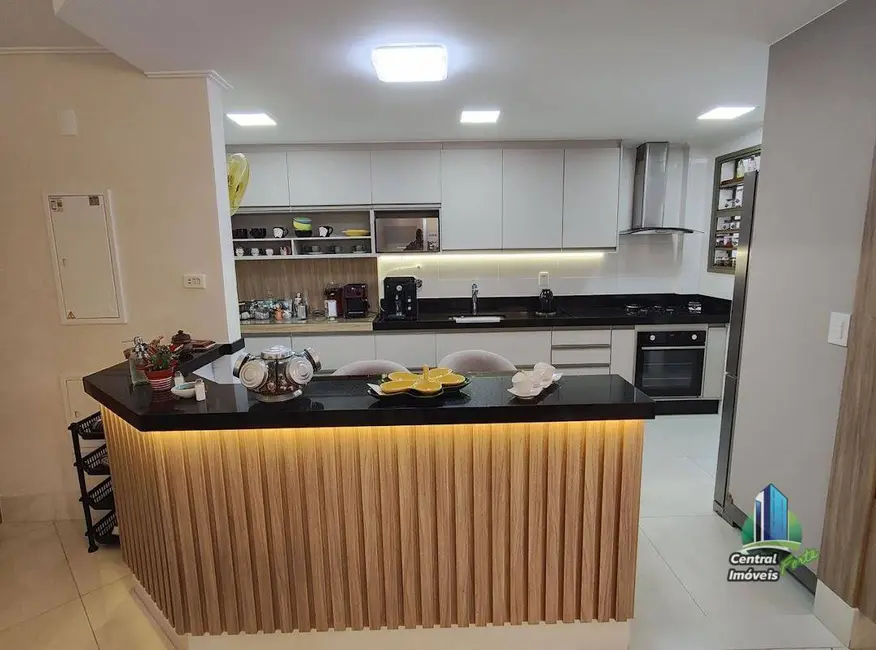 Apartamento com 2 quartos à venda, 177m2 em Canto do Forte, Praia Grande - SP - imagem 5 Foto 5 de Apartamento com 2 quartos à venda, 177m2 em Canto do Forte, Praia Grande - SP