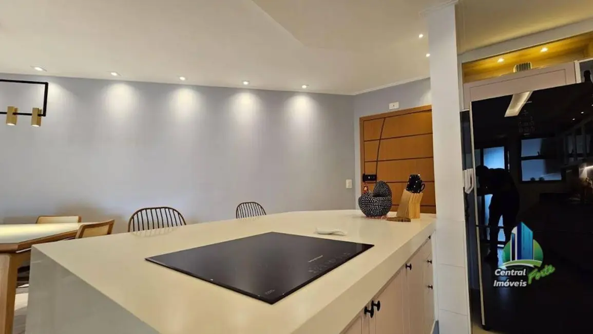 Apartamento com 2 quartos à venda, 177m2 em Canto do Forte, Praia Grande - SP - imagem 8 Foto 8 de Apartamento com 2 quartos à venda, 177m2 em Canto do Forte, Praia Grande - SP