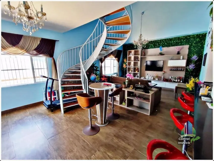 Foto 3 de Casa com 3 quartos à venda, 570m2 em Praia Grande - SP