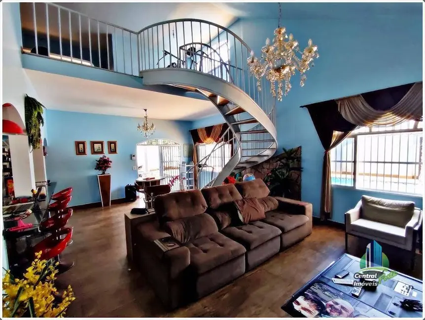 Foto 1 de Casa com 3 quartos à venda, 570m2 em Praia Grande - SP