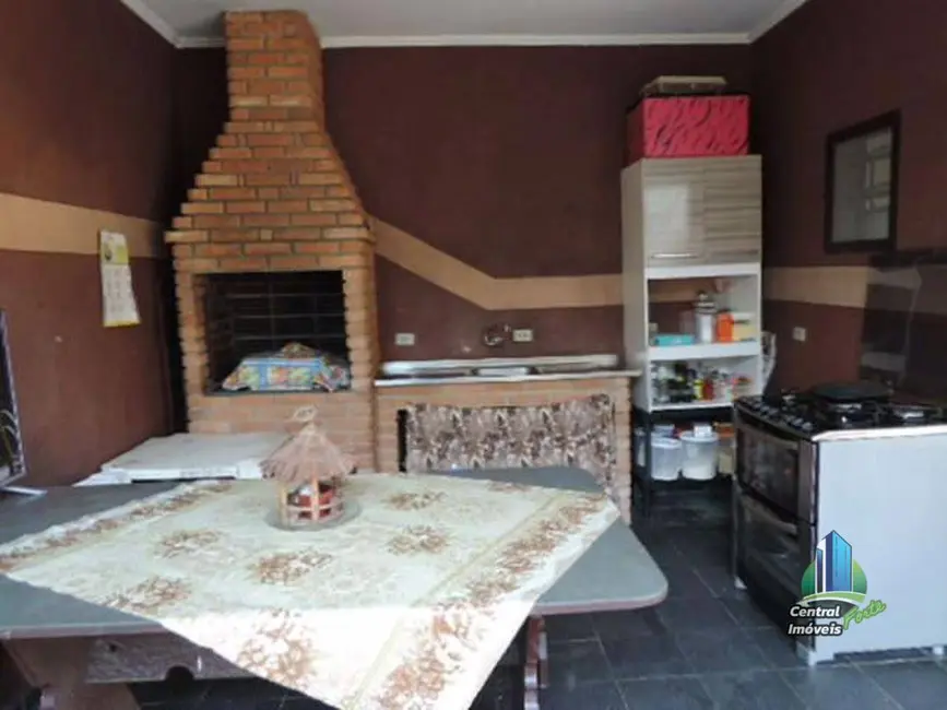 Foto 1 de Casa com 5 quartos à venda, 360m2 em Itanhaem - SP