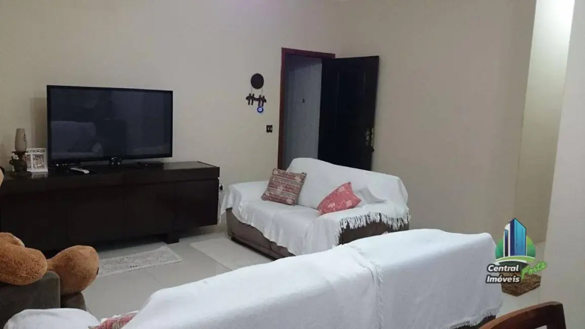 Foto 3 de Casa com 5 quartos à venda, 360m2 em Itanhaem - SP