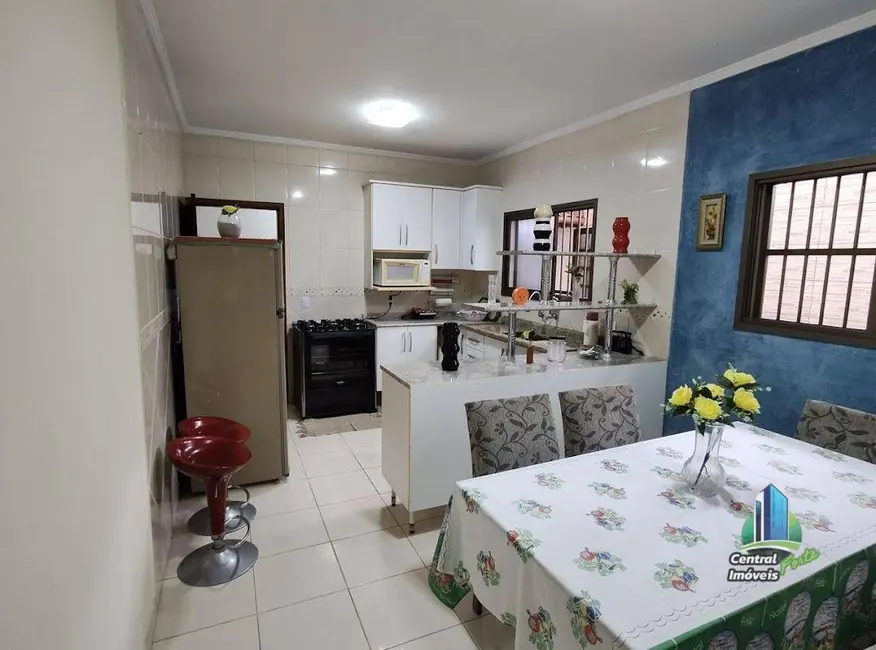 Foto 9 de Sobrado com 3 quartos à venda, 150m2 em Canto do Forte, Praia Grande - SP