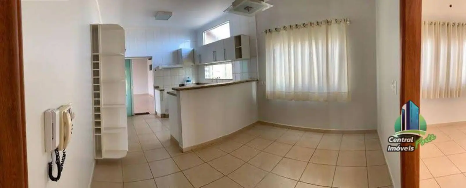Casa com 3 quartos à venda, 242m2 em Fernandopolis - SP - imagem 5 Foto 5 de Casa com 3 quartos à venda, 242m2 em Fernandopolis - SP