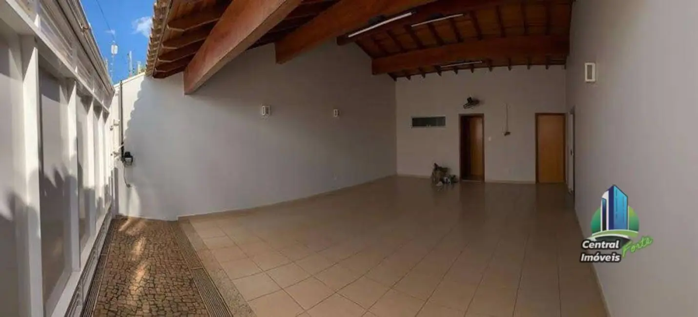 Casa com 3 quartos à venda, 242m2 em Fernandopolis - SP - imagem 9 Foto 9 de Casa com 3 quartos à venda, 242m2 em Fernandopolis - SP