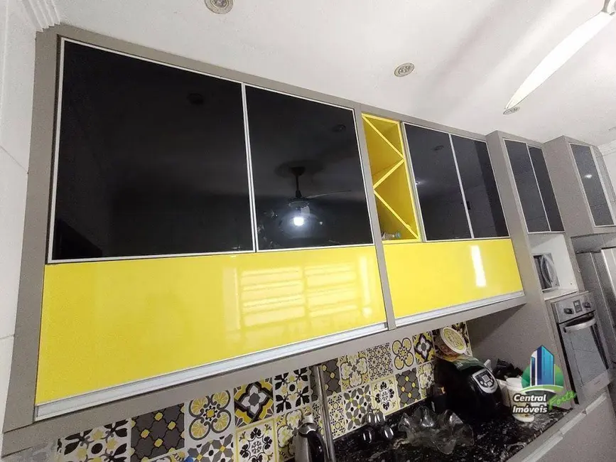 Casa com 3 quartos à venda, 360m2 em Canto do Forte, Praia Grande - SP - imagem 4 Foto 4 de Casa com 3 quartos à venda, 360m2 em Canto do Forte, Praia Grande - SP