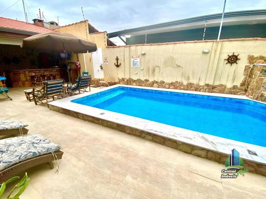 Foto 1 de Sobrado com 4 quartos à venda, 351m2 em Praia Grande - SP