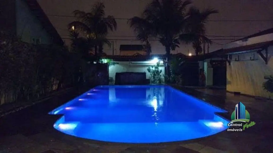 Casa com 5 quartos à venda, 506m2 em Praia Grande - SP - imagem 4 Foto 4 de Casa com 5 quartos à venda, 506m2 em Praia Grande - SP