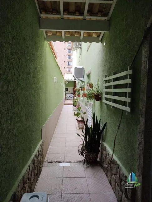 Foto 9 de Sobrado com 3 quartos à venda, 150m2 em Aviação, Praia Grande - SP