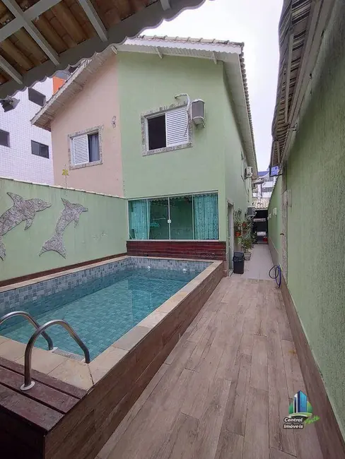 Foto 2 de Sobrado com 3 quartos à venda, 150m2 em Aviação, Praia Grande - SP