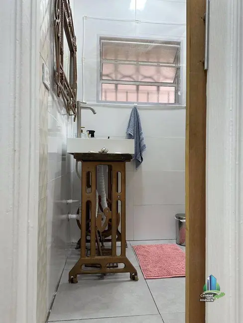 Casa com 3 quartos à venda, 150m2 em Praia Grande - SP - imagem 7 Foto 7 de Casa com 3 quartos à venda, 150m2 em Praia Grande - SP
