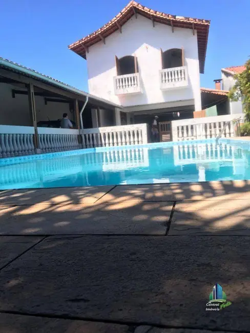 Foto 2 de Casa com 8 quartos à venda, 510m2 em Maracanã, Praia Grande - SP