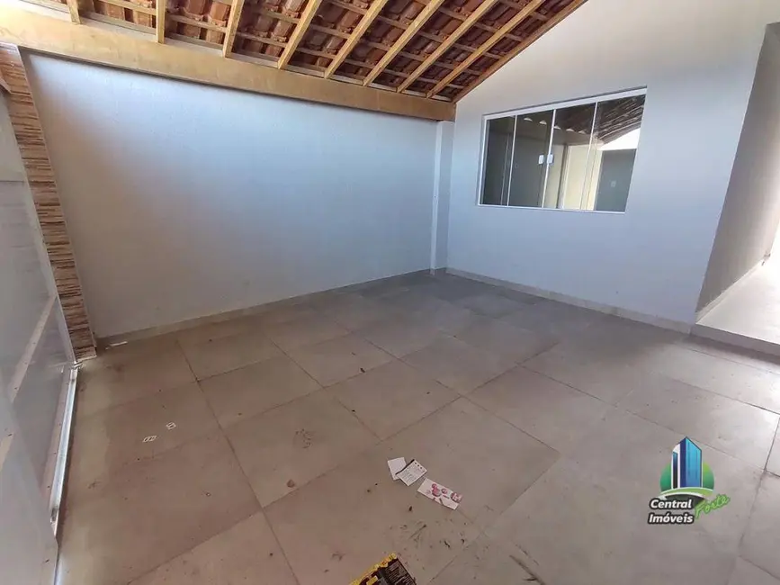 Foto 3 de Casa com 2 quartos à venda, 150m2 em Tupi, Praia Grande - SP