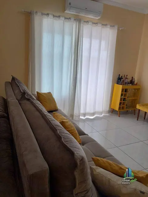 Foto 4 de Casa com 2 quartos à venda, 80m2 em Maracanã, Praia Grande - SP