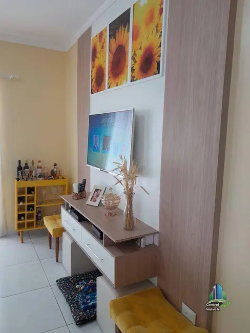 Foto 8 de Casa com 2 quartos à venda, 80m2 em Maracanã, Praia Grande - SP