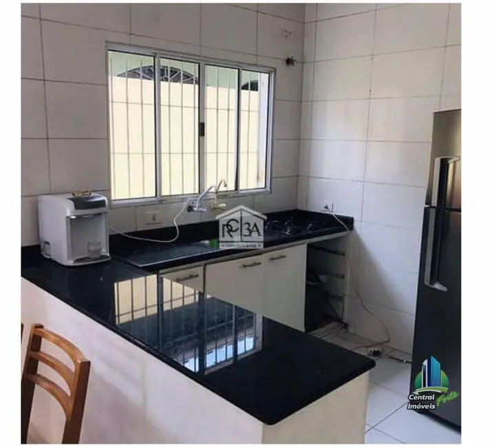 Foto 1 de Casa com 2 quartos à venda, 130m2 em Itanhaem - SP