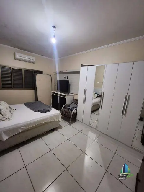 Foto 7 de Casa com 2 quartos à venda, 251m2 em Aviação, Praia Grande - SP