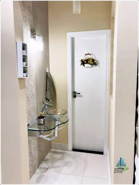 Foto 6 de Casa com 5 quartos à venda, 300m2 em Solemar, Praia Grande - SP