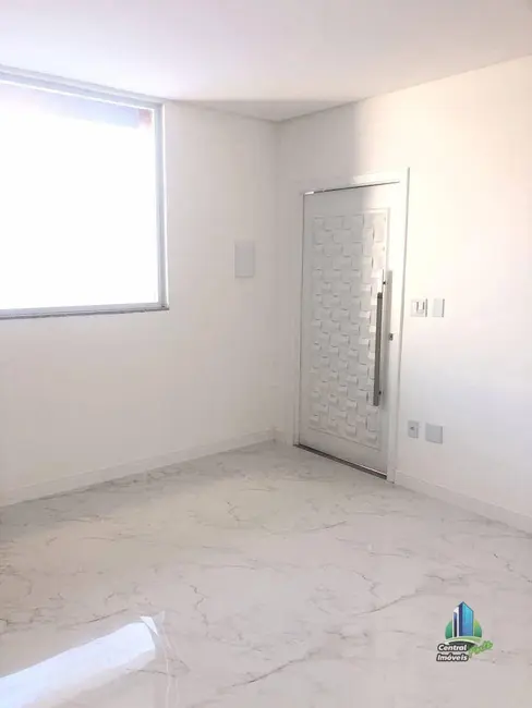 Foto 6 de Sobrado com 3 quartos à venda, 250m2 em Tupi, Praia Grande - SP