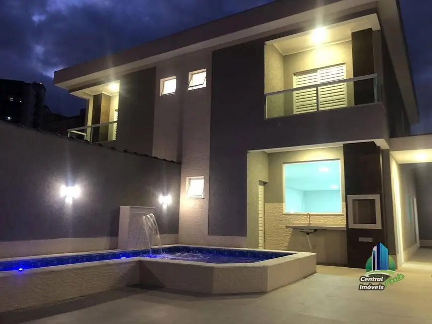 Foto 2 de Sobrado com 3 quartos à venda, 250m2 em Tupi, Praia Grande - SP