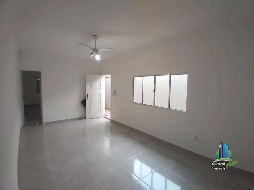 Foto 1 de Casa com 3 quartos à venda, 212m2 em Praia Grande - SP