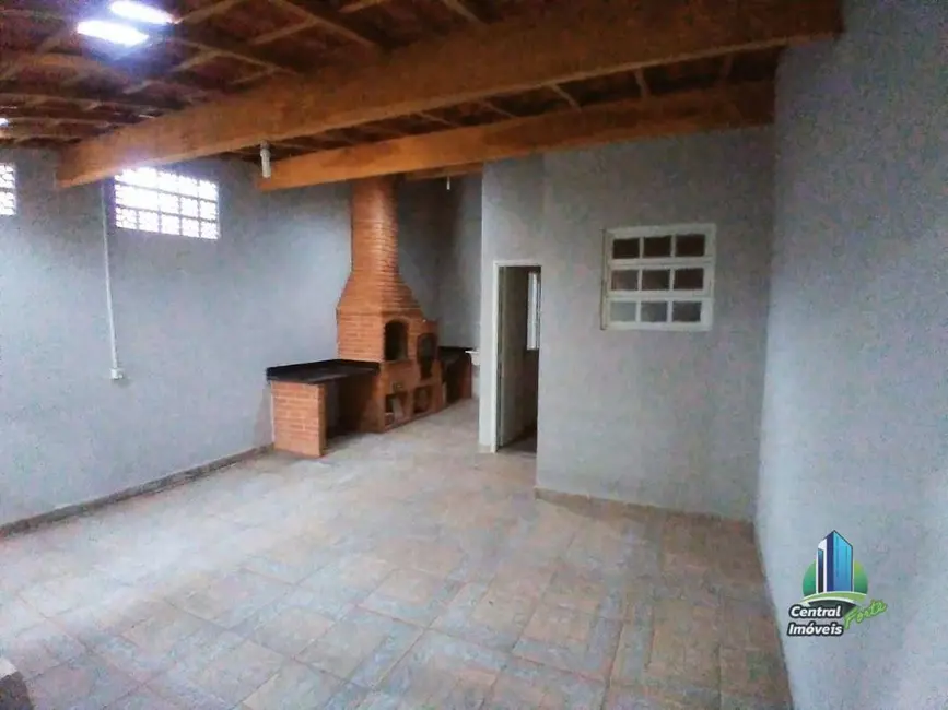 Foto 2 de Casa com 3 quartos à venda, 212m2 em Praia Grande - SP