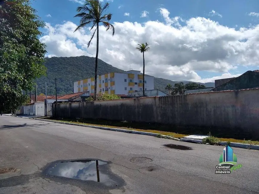 Foto 1 de Terreno / Lote à venda, 1200m2 em Solemar, Praia Grande - SP