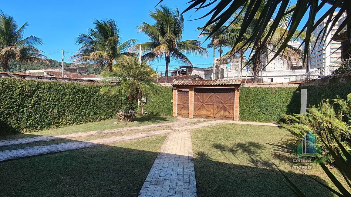 Casa com 3 quartos à venda, 346m2 em Canto do Forte, Praia Grande - SP - imagem 7 Foto 7 de Casa com 3 quartos à venda, 346m2 em Canto do Forte, Praia Grande - SP