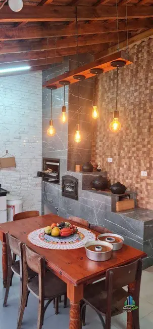 Foto 2 de Sobrado com 4 quartos à venda, 260m2 em Praia Grande - SP