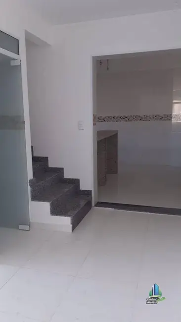 Foto 4 de Sobrado com 2 quartos à venda, 150m2 em Solemar, Praia Grande - SP