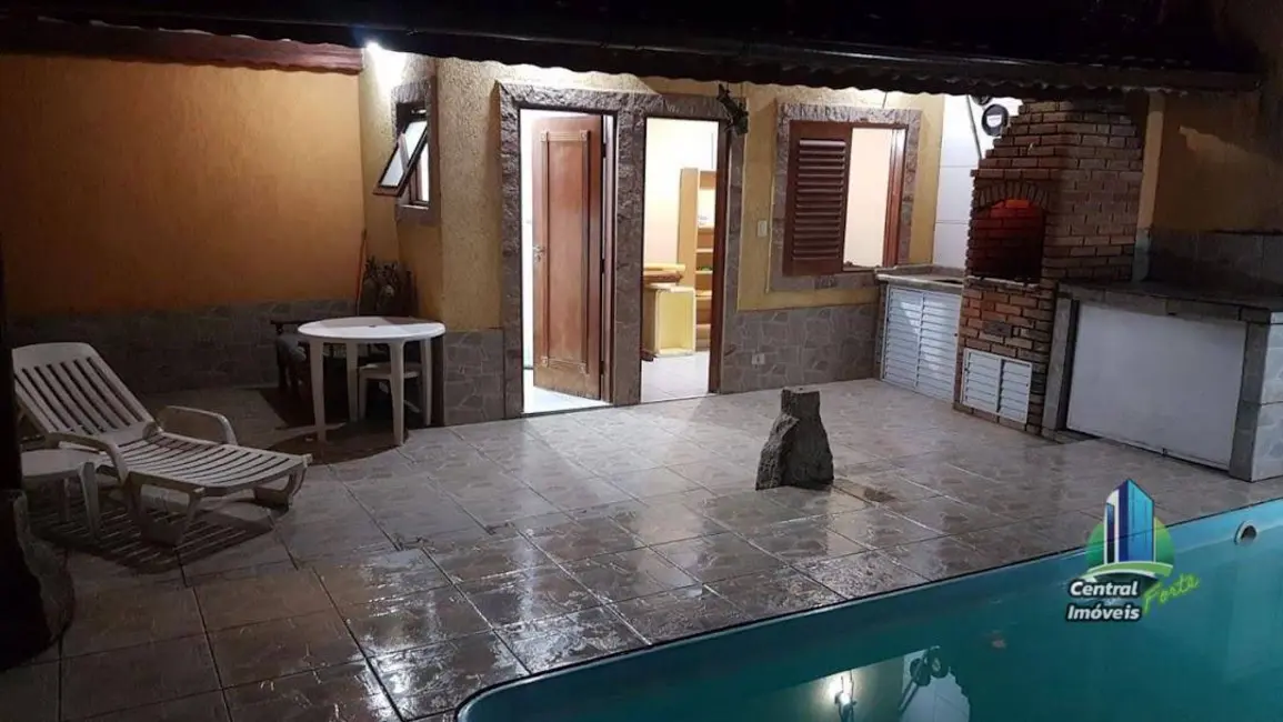 Foto 1 de Casa com 2 quartos à venda, 198m2 em Caiçara, Praia Grande - SP
