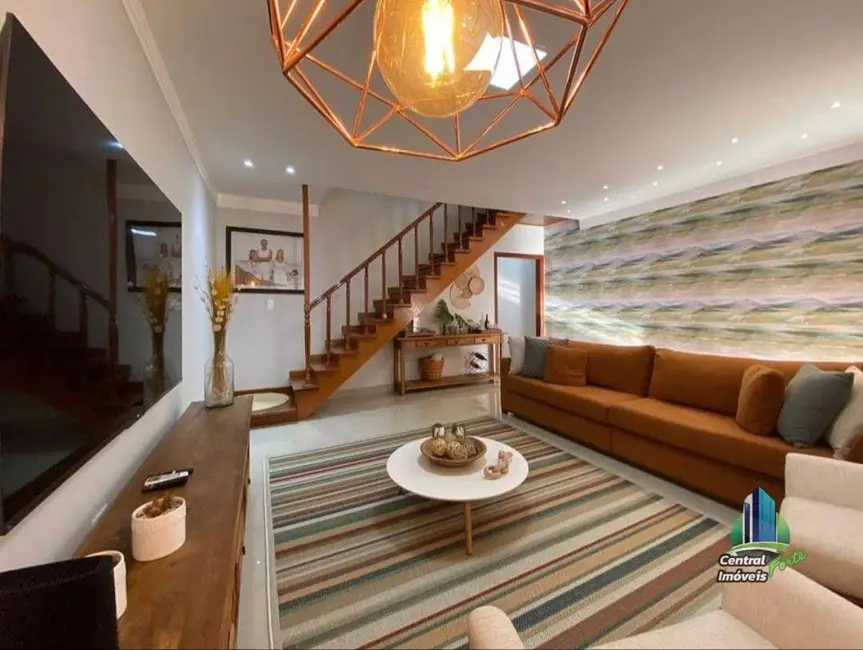 Foto 2 de Sobrado com 3 quartos à venda, 175m2 em Canto do Forte, Praia Grande - SP