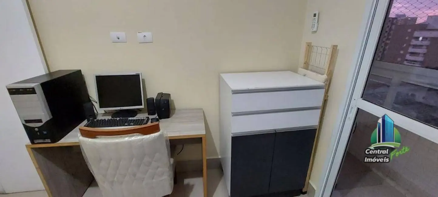 Foto 3 de Apartamento com 2 quartos à venda, 67m2 em Praia Grande - SP