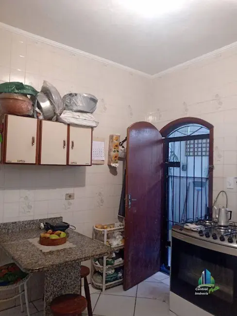 Casa com 2 quartos à venda, 135m2 em Praia Grande - SP - imagem 8 Foto 8 de Casa com 2 quartos à venda, 135m2 em Praia Grande - SP