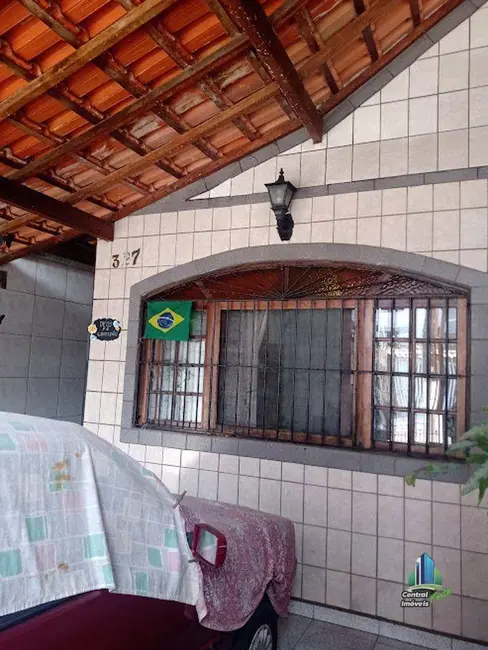 Casa com 2 quartos à venda, 135m2 em Praia Grande - SP - imagem 3 Foto 3 de Casa com 2 quartos à venda, 135m2 em Praia Grande - SP