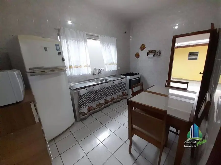 Foto 5 de Casa com 4 quartos à venda, 250m2 em Praia Grande - SP