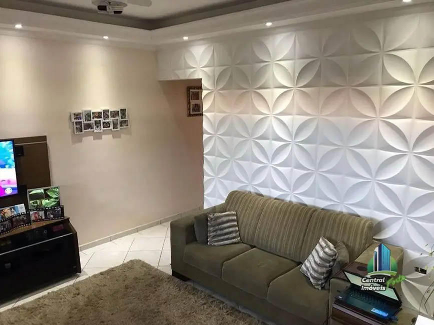 Foto 3 de Casa com 2 quartos à venda, 180m2 em Praia Grande - SP