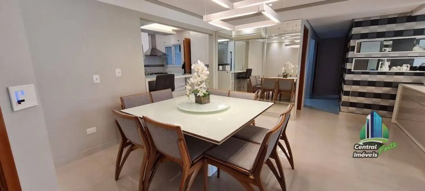 Foto 4 de Apartamento com 3 quartos à venda, 155m2 em Praia Grande - SP