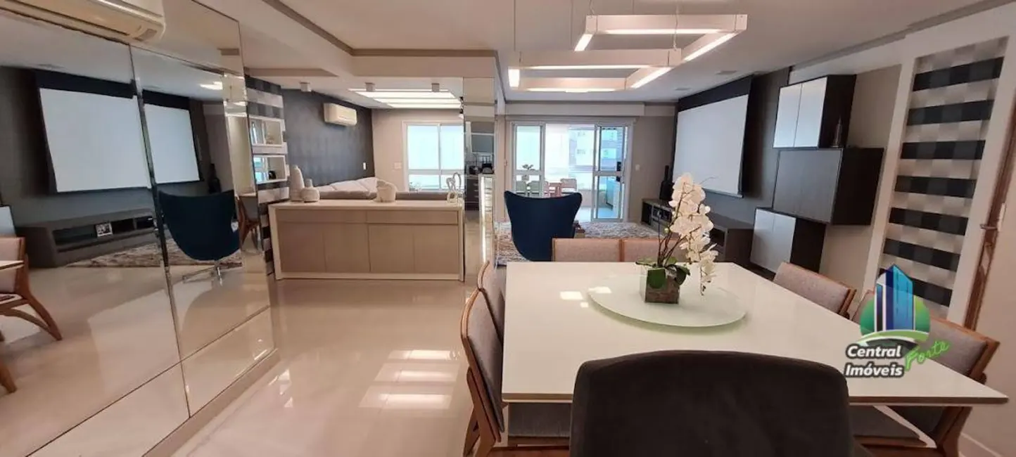 Foto 5 de Apartamento com 3 quartos à venda, 155m2 em Praia Grande - SP