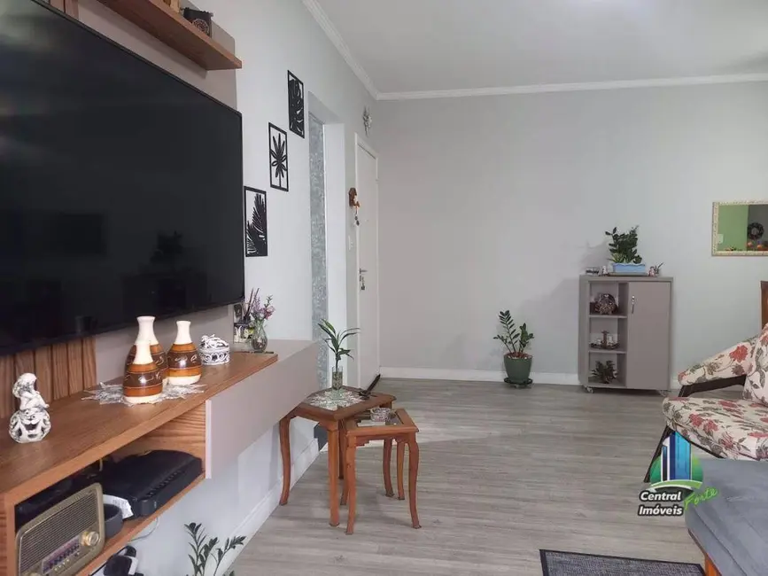 Foto 2 de Apartamento com 2 quartos à venda, 78m2 em Tupi, Praia Grande - SP