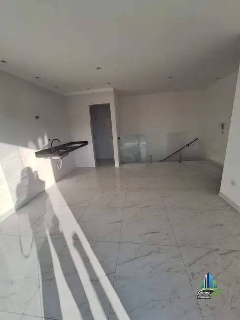 Foto 4 de Casa de Condomínio com 2 quartos à venda, 96m2 em Praia Grande - SP