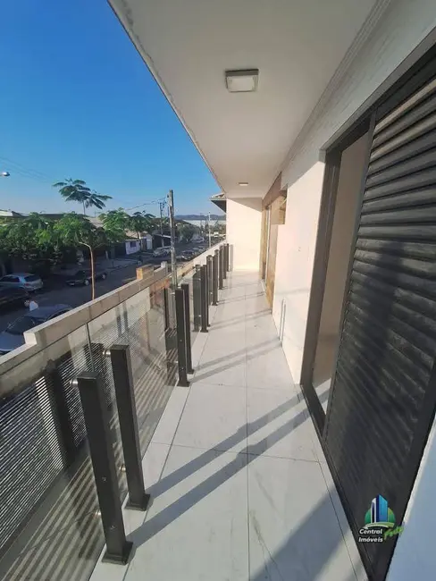 Foto 3 de Casa de Condomínio com 2 quartos à venda, 96m2 em Praia Grande - SP