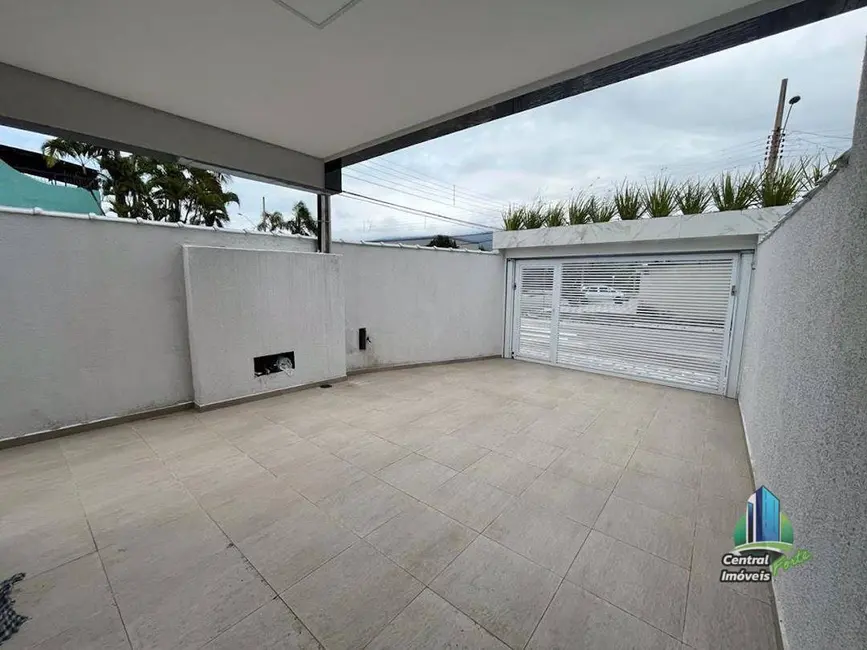 Foto 3 de Sobrado com 2 quartos à venda, 150m2 em Praia Grande - SP