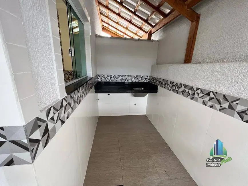 Foto 9 de Sobrado com 2 quartos à venda, 150m2 em Praia Grande - SP