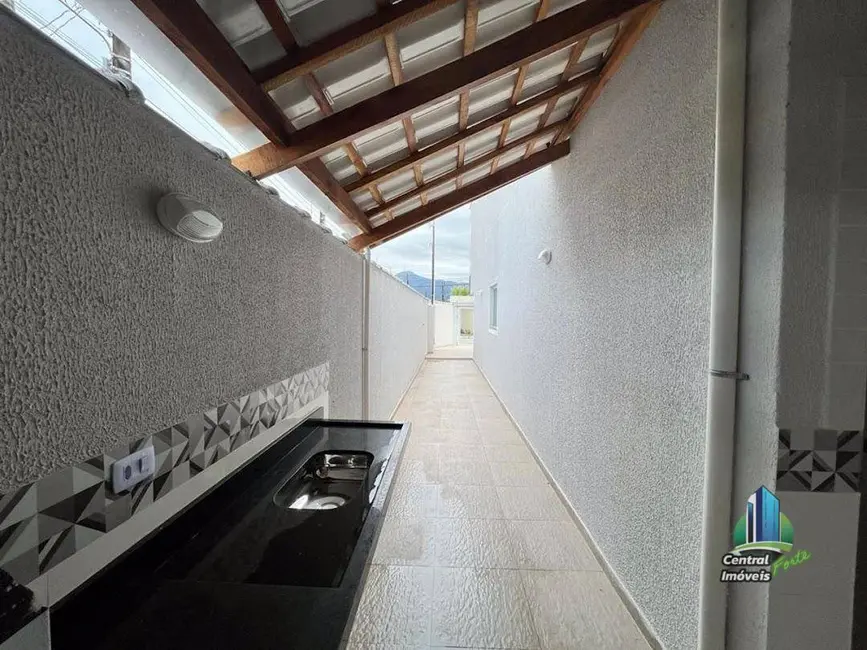 Foto 1 de Sobrado com 2 quartos à venda, 150m2 em Praia Grande - SP