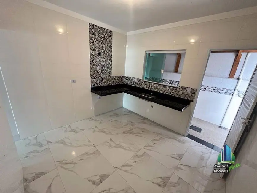 Foto 6 de Sobrado com 2 quartos à venda, 150m2 em Praia Grande - SP