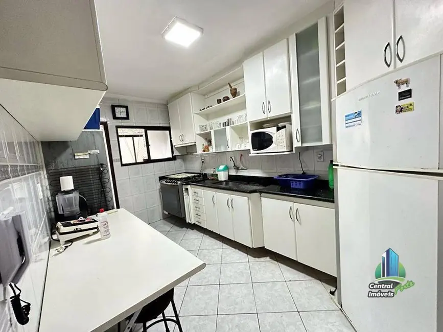 Apartamento com 2 quartos à venda, 110m2 em Aviação, Praia Grande - SP - imagem 6 Foto 6 de Apartamento com 2 quartos à venda, 110m2 em Aviação, Praia Grande - SP