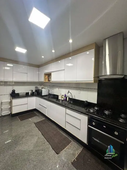 Foto 6 de Apartamento com 3 quartos à venda, 175m2 em Tupi, Praia Grande - SP