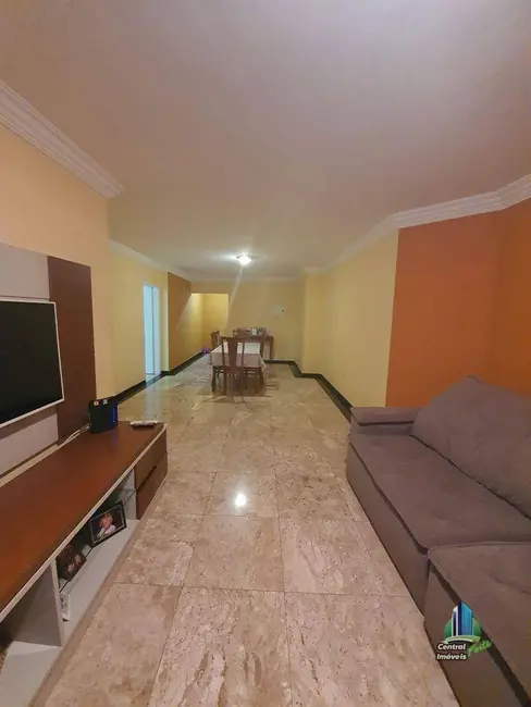 Apartamento com 3 quartos à venda, 198m2 em Canto do Forte, Praia Grande - SP - imagem 3 Foto 3 de Apartamento com 3 quartos à venda, 198m2 em Canto do Forte, Praia Grande - SP